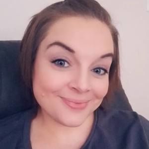 Meet your Posher, Lola